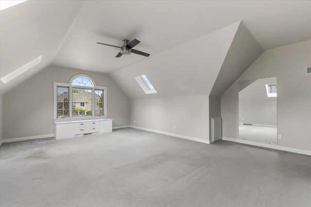 4715 Hasting DRIVE, Brookfield, WI 53045