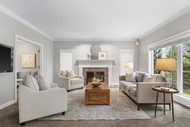 4715 Hasting DRIVE, Brookfield, WI 53045