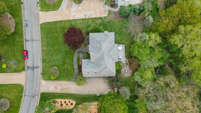 4715 Hasting DRIVE, Brookfield, WI 53045
