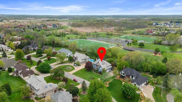 4715 Hasting DRIVE, Brookfield, WI 53045