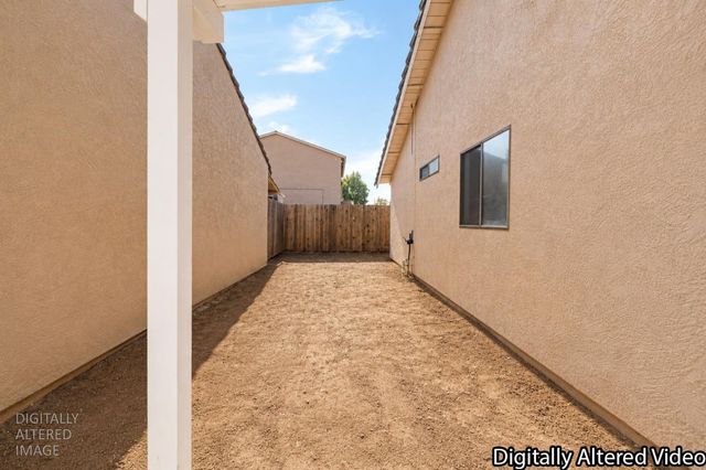 1281 Windsor Ct, Turlock, CA 95380