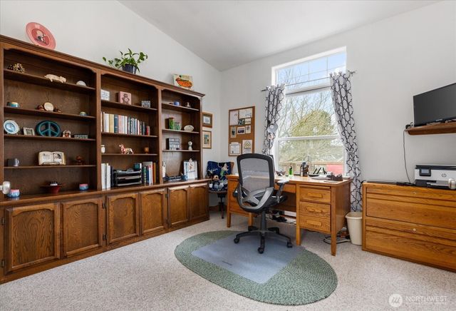 5386 Vinton Avenue, Freeland, WA 98249