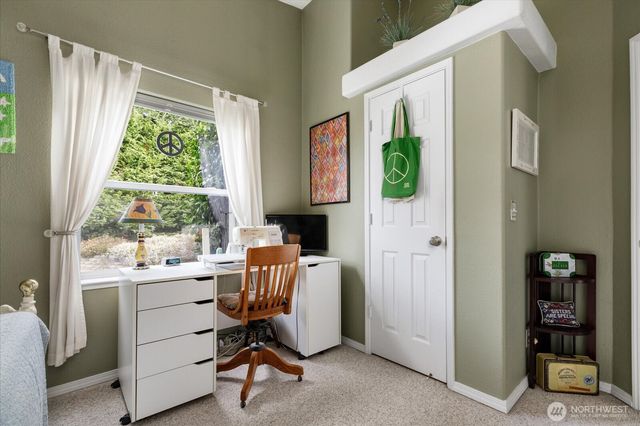 5386 Vinton Avenue, Freeland, WA 98249