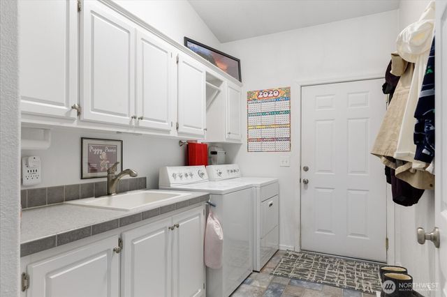 5386 Vinton Avenue, Freeland, WA 98249