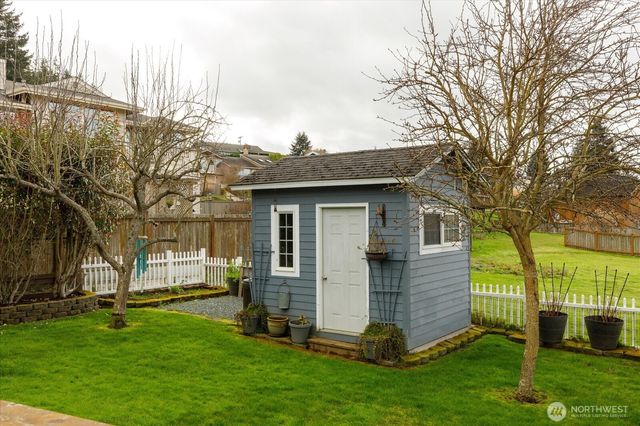 5386 Vinton Avenue, Freeland, WA 98249