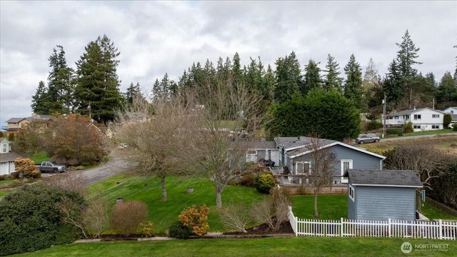 5386 Vinton Avenue, Freeland, WA 98249