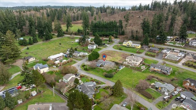 5386 Vinton Avenue, Freeland, WA 98249