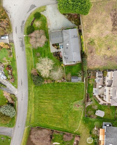 5386 Vinton Avenue, Freeland, WA 98249