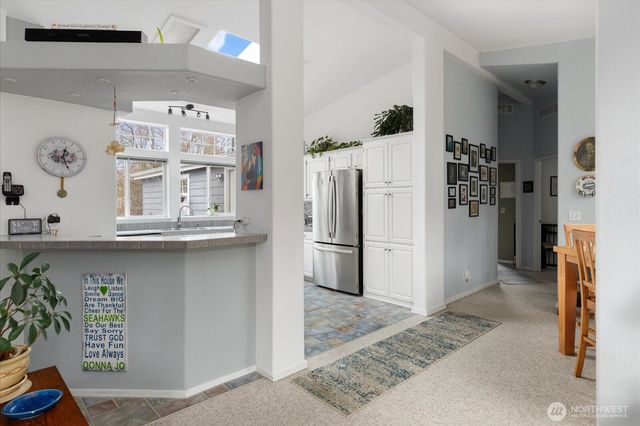 5386 Vinton Avenue, Freeland, WA 98249