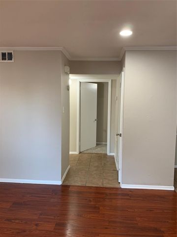 1412 Hawthorne Street 6, Houston, TX 77006