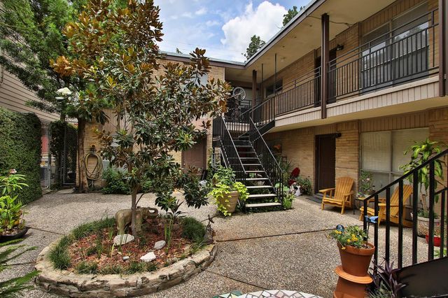 1412 Hawthorne Street 6, Houston, TX 77006