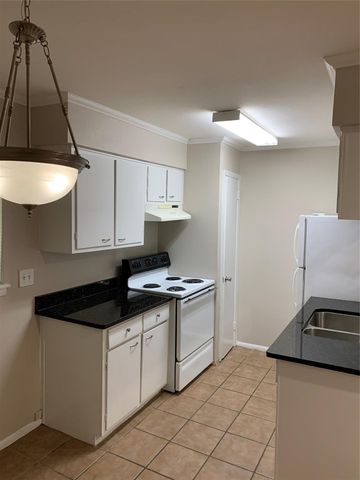 1412 Hawthorne Street 6, Houston, TX 77006