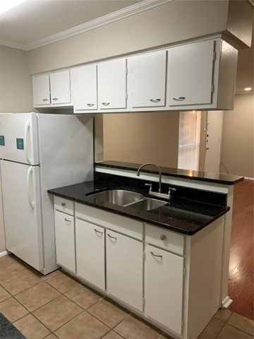 1412 Hawthorne Street 6, Houston, TX 77006