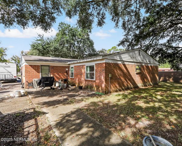 785 GLORIA Drive, Jacksonville, FL 32221