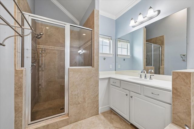 612 Leverkuhn Street, Houston, TX 77007