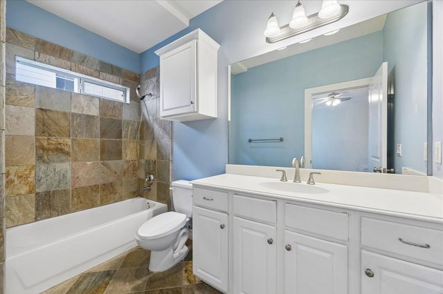 612 Leverkuhn Street, Houston, TX 77007