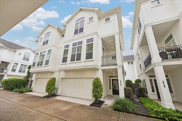 612 Leverkuhn Street, Houston, TX 77007