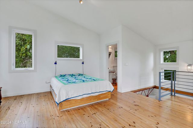 1801 Us Highway 421 N, Wilmington, NC 28401