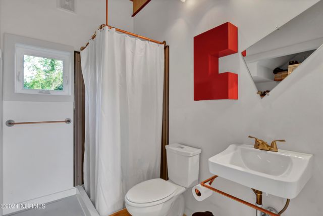 1801 Us Highway 421 N, Wilmington, NC 28401