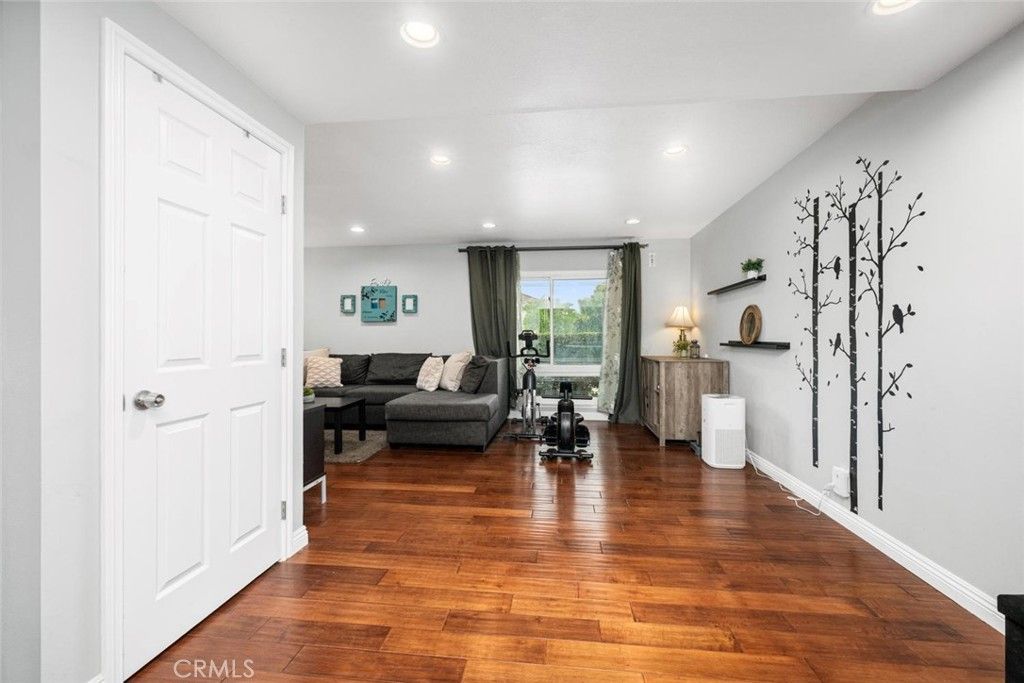 Image 14 of property listing at 10018 Bloomfield, Cypress, CA 90630