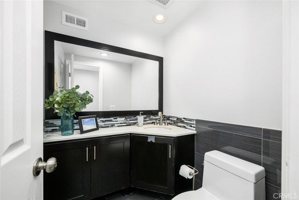 Image 32 of property listing at 10018 Bloomfield, Cypress, CA 90630
