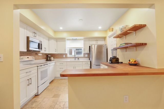 721 N Lakeside Drive, Lake Worth Beach, FL 33460