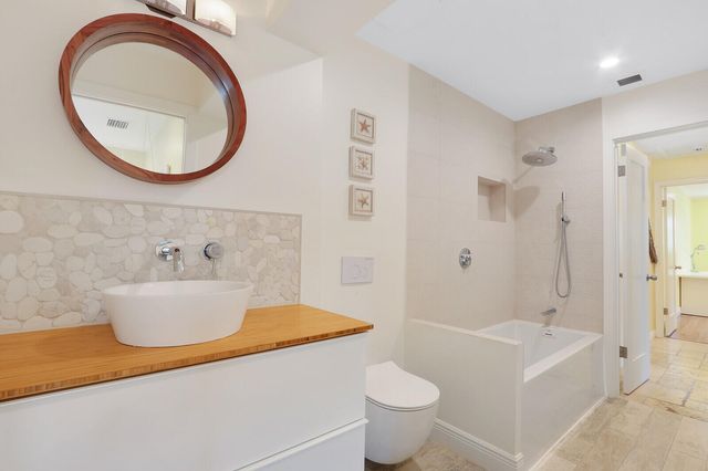 721 N Lakeside Drive, Lake Worth Beach, FL 33460