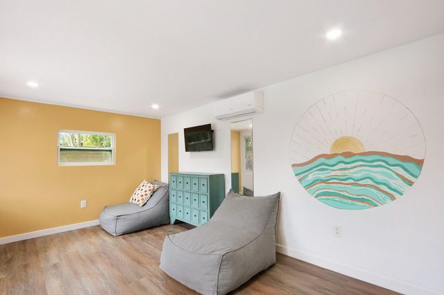 721 N Lakeside Drive, Lake Worth Beach, FL 33460