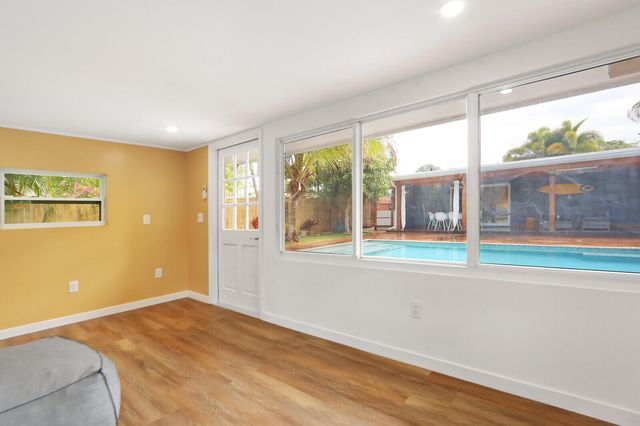 721 N Lakeside Drive, Lake Worth Beach, FL 33460