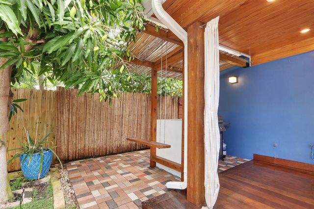 721 N Lakeside Drive, Lake Worth Beach, FL 33460