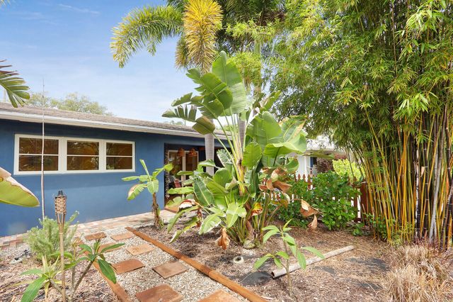 721 N Lakeside Drive, Lake Worth Beach, FL 33460