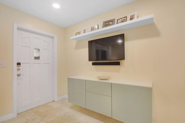 721 N Lakeside Drive, Lake Worth Beach, FL 33460