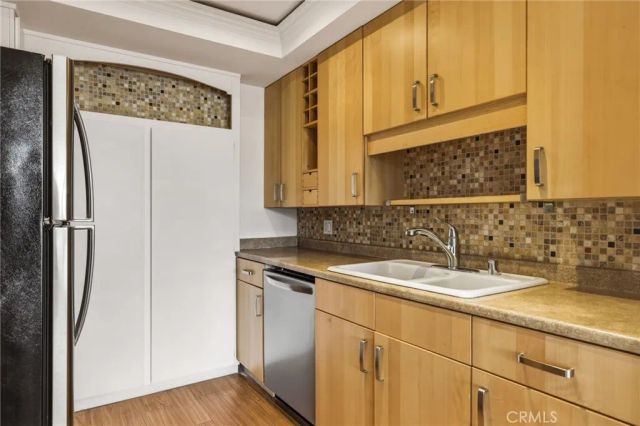 12720 Burbank Boulevard 205, Valley Village, CA 91607