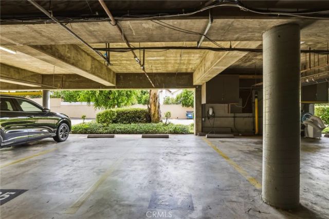 12720 Burbank Boulevard 205, Valley Village, CA 91607