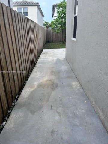 1405 SE 26th Ter 1405, Homestead, FL 33035