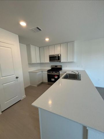 3078 Mallorca Dr, Conroe, TX 77301