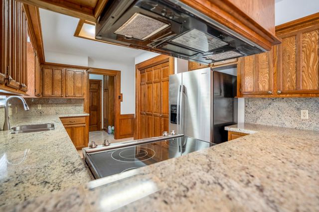 38 Devonshire Drive, Conroe, TX 77304