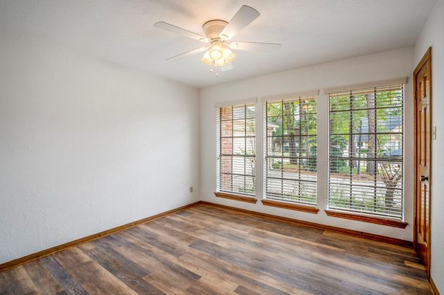 38 Devonshire Drive, Conroe, TX 77304
