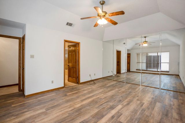 38 Devonshire Drive, Conroe, TX 77304