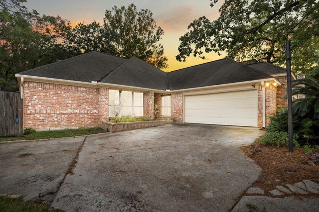 38 Devonshire Drive, Conroe, TX 77304