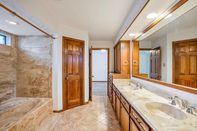 38 Devonshire Drive, Conroe, TX 77304