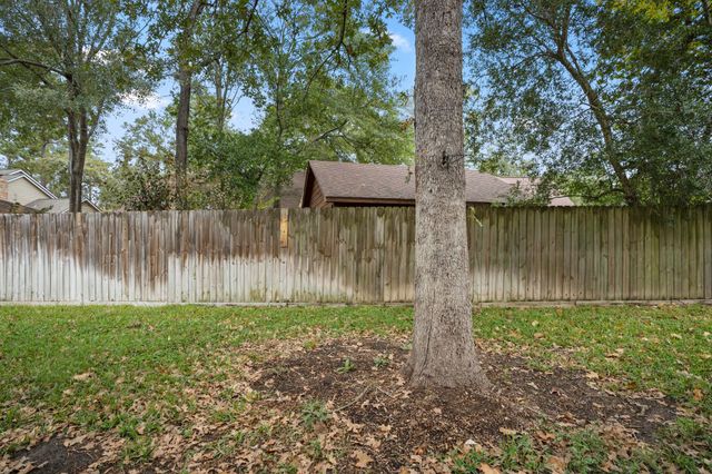 38 Devonshire Drive, Conroe, TX 77304
