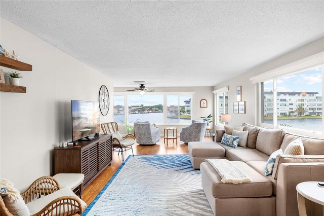 6075 SHORE BOULEVARD S 215, Gulfport, FL 33707