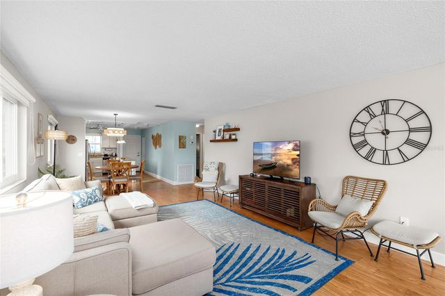 6075 SHORE BOULEVARD S 215, Gulfport, FL 33707