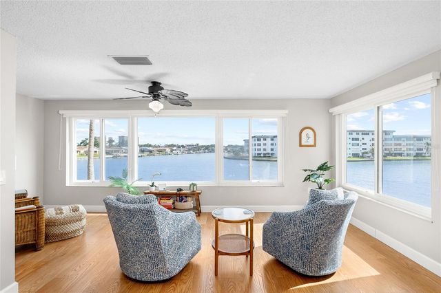 6075 SHORE BOULEVARD S 215, Gulfport, FL 33707