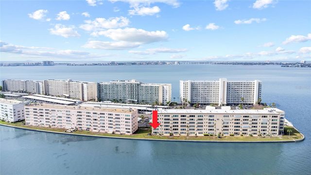 6075 SHORE BOULEVARD S 215, Gulfport, FL 33707