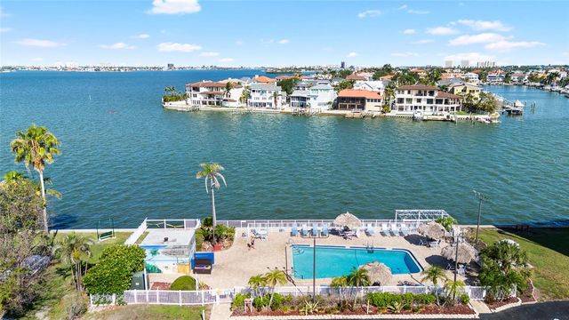 6075 SHORE BOULEVARD S 215, Gulfport, FL 33707