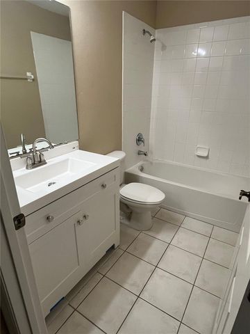 1066 DOLPHIN DRIVE, Winter Garden, FL 34787