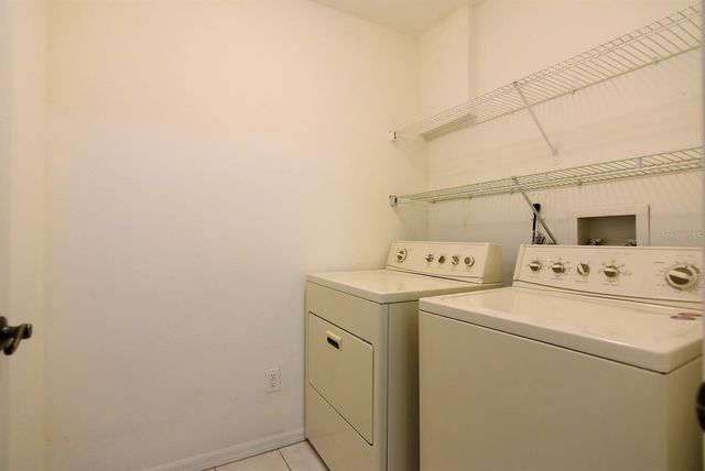 1066 DOLPHIN DRIVE, Winter Garden, FL 34787