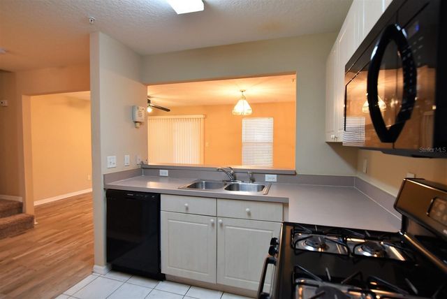 1066 DOLPHIN DRIVE, Winter Garden, FL 34787